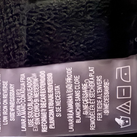 Karl Lagerfeld Black Sweater with White Cat and Beret - Picture 5 of 9